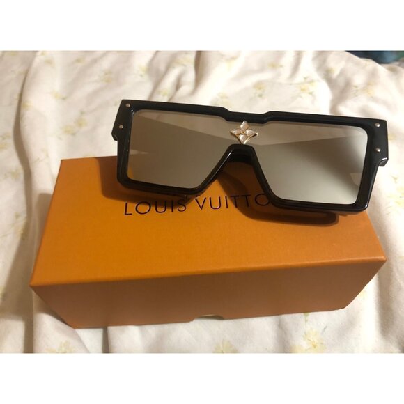 Louis Vuitton Cyclone Sunglasses - Black - Picture 1 of 7